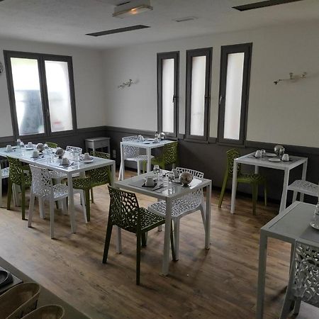 A L'Oree De La Foret Campénéac Dış mekan fotoğraf